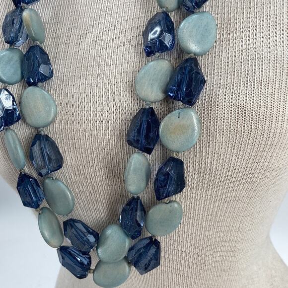 Acrylic blue stone and wooden bead layered necklace - Picture 2 of 5